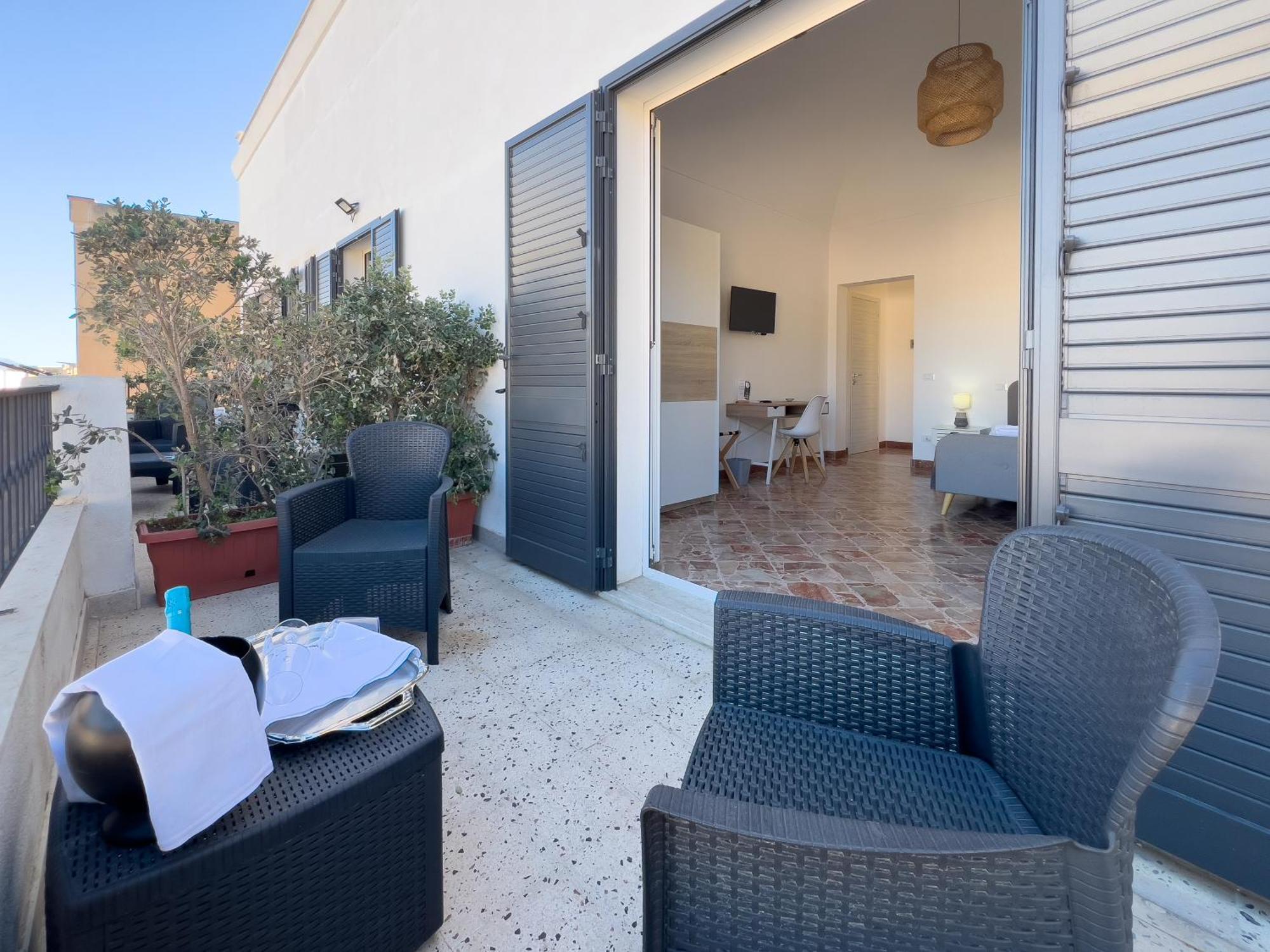 Ponente & Maestro Rooms Φαβινιάνα Εξωτερικό φωτογραφία