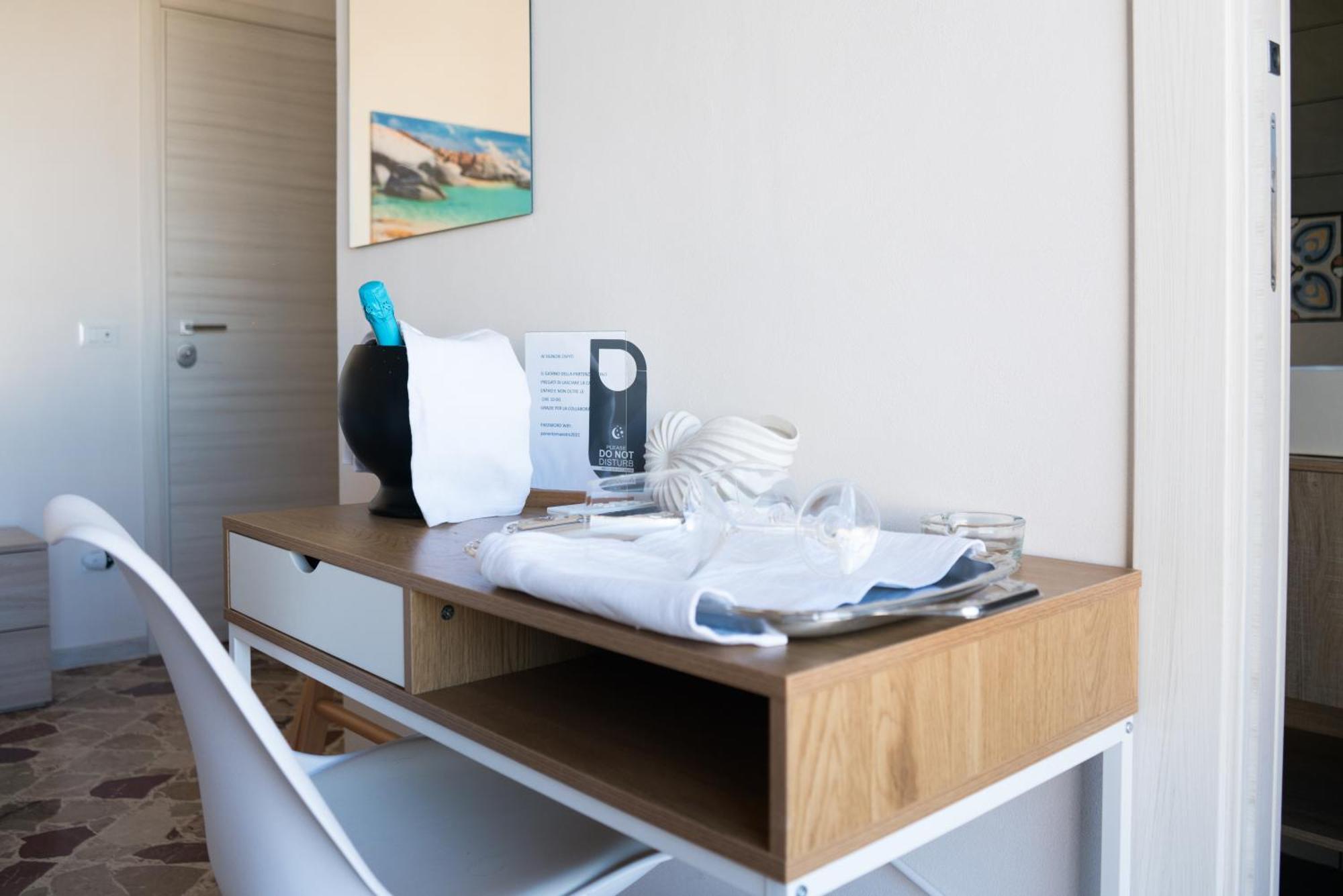 Ponente & Maestro Rooms Φαβινιάνα Εξωτερικό φωτογραφία