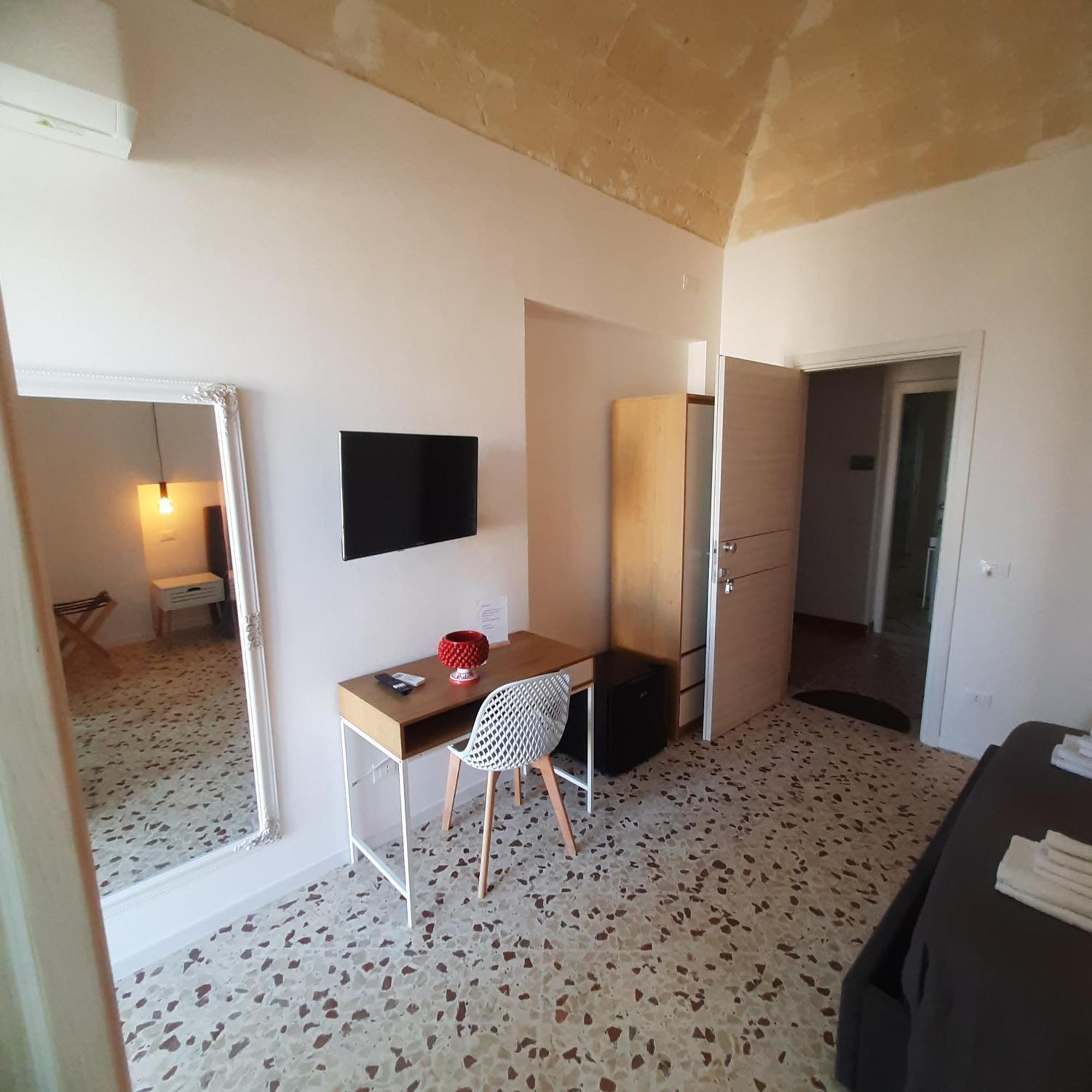 Ponente & Maestro Rooms Φαβινιάνα Εξωτερικό φωτογραφία